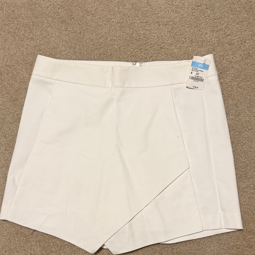 Women's White Shorts